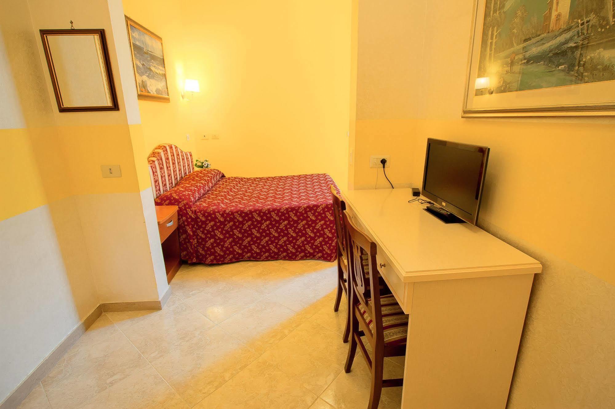 Bed In Roma Bed and Breakfast Buitenkant foto